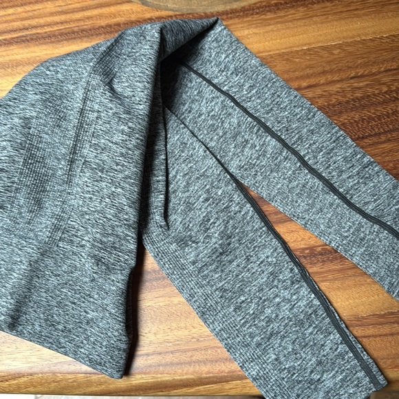 Gray workout set ENCE - Picture 6 of 9